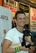 Cheyenne Jackson Photo