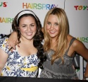 Nikki Blonsky and Amanda Bynes Photo