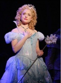 Kendra Kassebaum as Glinda in Wicked  Photo
