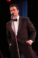 Cheyenne Jackson Photo