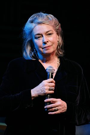 Photo Coverage: 'BroadwayWorld.com on Ice' Holiday Concert Image