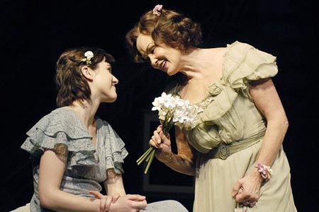 Photo Flash: Jessica Lange in The Glass Menagerie Image