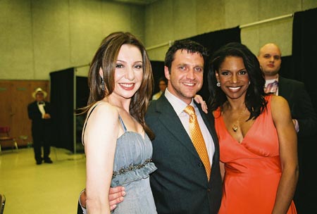 Photo Coverage: Drama Desk Awards Press Room & After-Party Image