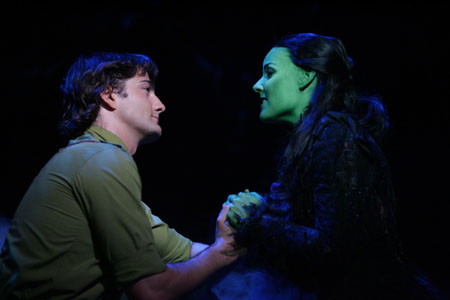 Photo Flash: Wicked UK New Cast Image