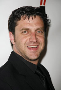 re: The Official Raúl E. Esparza 'Spread the Love' Thread, Part 3