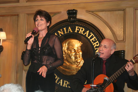 Photo Coverage: Tony Roberts Receives Friars Thespian Award Image