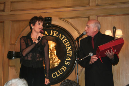Photo Coverage: Tony Roberts Receives Friars Thespian Award Image