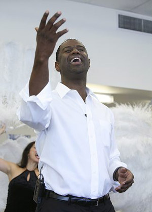 Photo Coverage: Brian McKnight in 'Chicago' Rehearsals Image
