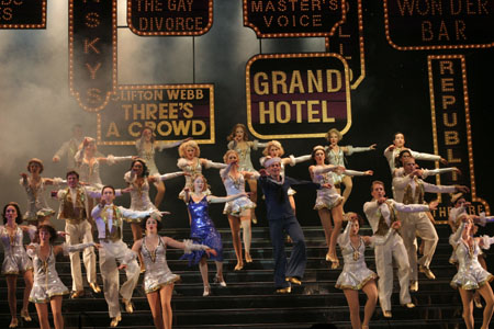 Photo Flash: '42nd Street' China National Tour Image