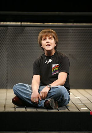 Photo Preview: 'Frankenstein The Musical' Press Performance Image