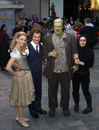 l-r: Sutton Foster, Roger Bart, Shuler Hensley and Christopher Fitzgerald Photo