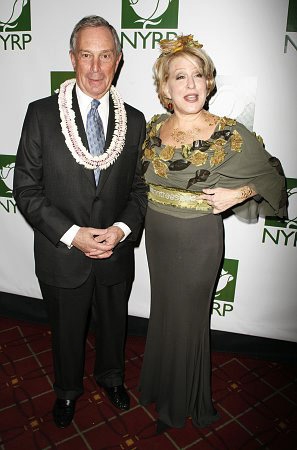 Mayor Michael Bloomberg and Bette Midler Photo