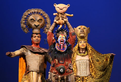 l-r: Nathaniel Stampley (Mufasa), Tshidi Manye (Rafiki) and Jean Michelle Grier (Sara Photo