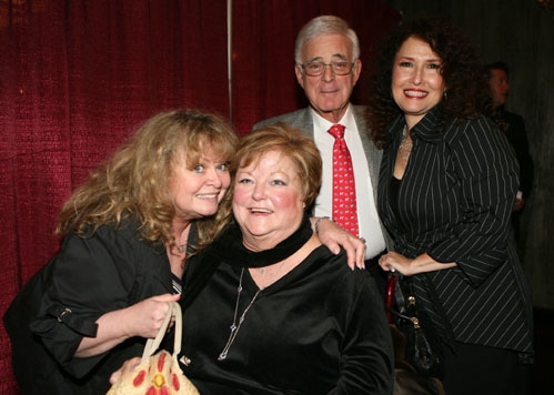 Sally Struthers, Alana Jackson and radio host Michael Jackson with Melissa Manchester Photo