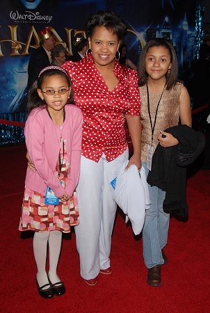 Chandra Wilson with family Photo