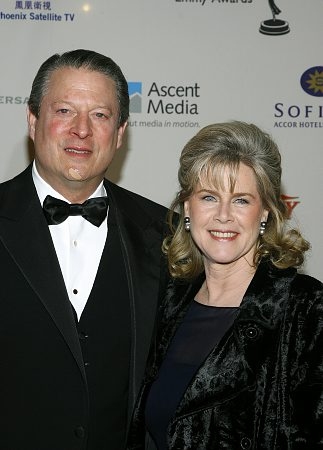 Al Gore and Tipper Gore Photo