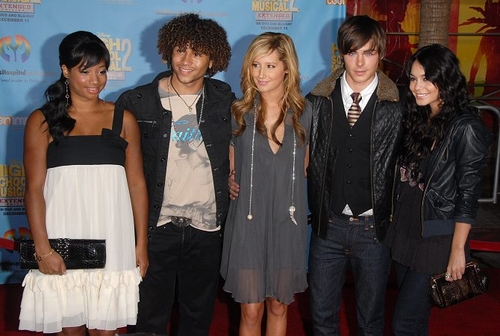 Monique Coleman, Corbin Bleu, Ashley Tisdale, Zac Efron and Vanessa Hudgens Photo