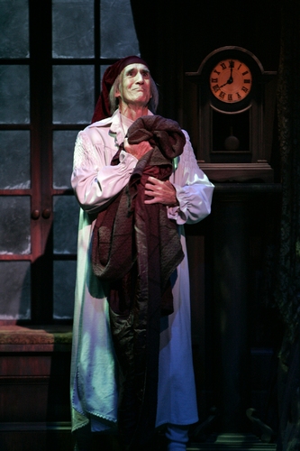 Hal Landon Jr. as Scrooge
 Photo