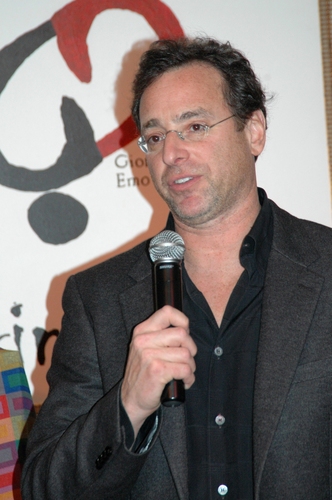 Photo Coverage: Bob Saget Receives Tony Di Napoli's Portrait Image