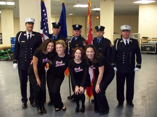 Lindsay Mendez, Robyn Hurder, Kirsten Wyatt and Jenny Powers with the Honor Guard
 Photo