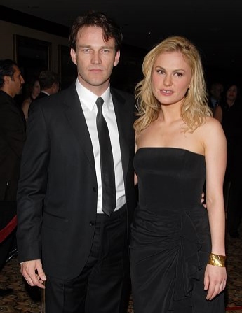 Anna Paquin with guest Photo