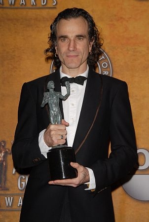 Daniel Day-Lewis (Outstanding Performance by a Male in a Leading Role) Photo