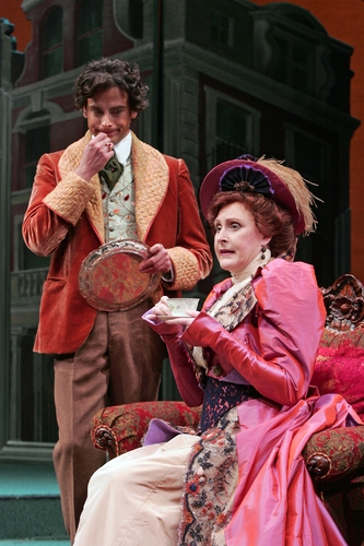 Michael Gotch as Algernon Moncrieff and Kandis Chappell as Lady Bracknell Photo