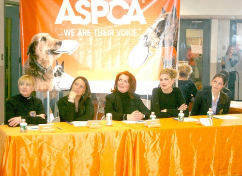 Annemarie Lucas, Angie Martinez, Maureen McGovern, Kristen Johnston and Lonneke Engel Photo