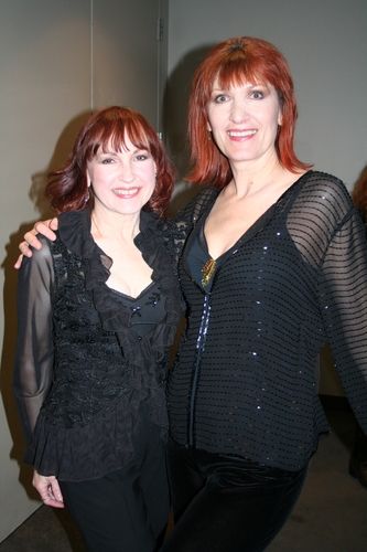 Margaret Dorn (Vocals) and Ula Hedwig (Vocals)

 Photo