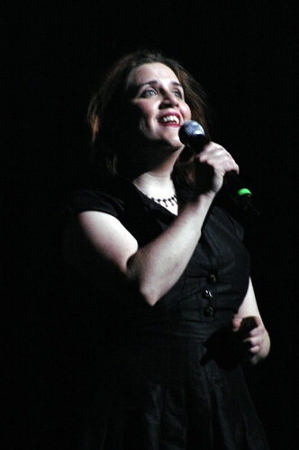 Donna Lynne Champlin Photo