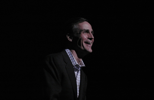 Howard McGillin Photo