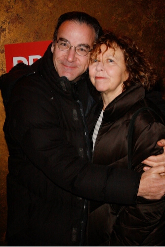 Mandy Patinkin and wife Kathryn Grody Photo