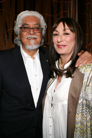 Photo Flash: LA's Geffen Playhouse Honors Bening, Iger Image