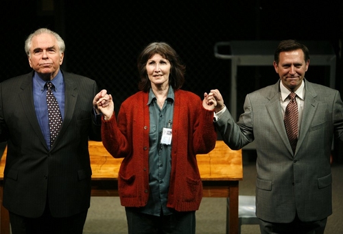 Jordan Charney, Joanna Gleason and Victor Slezak Photo