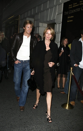 Denis Leary and wife Photo
