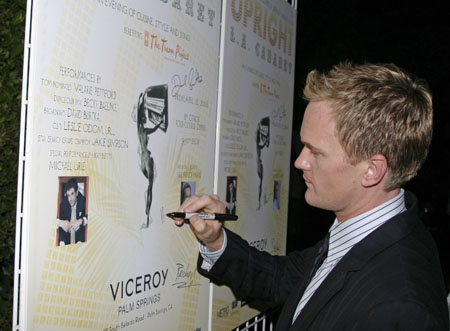 Photos: Upright Spices It Up w/ Neil Patrick Harris & Pals Image