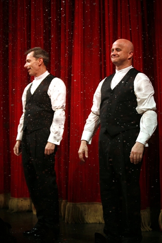 Photo Coverage: 39 STEPS Opening Image