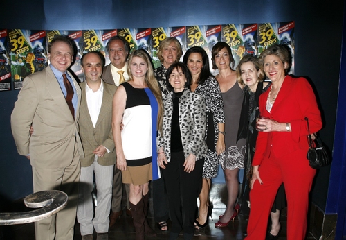Photo Coverage: 39 STEPS Opening Image