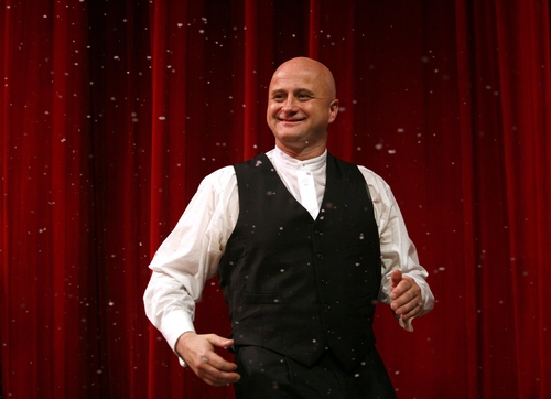 Photo Coverage: 39 STEPS Opening Image