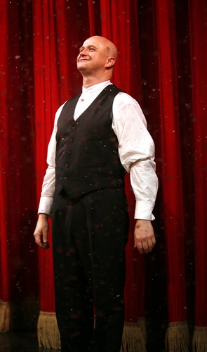 Photo Coverage: 39 STEPS Opening Image