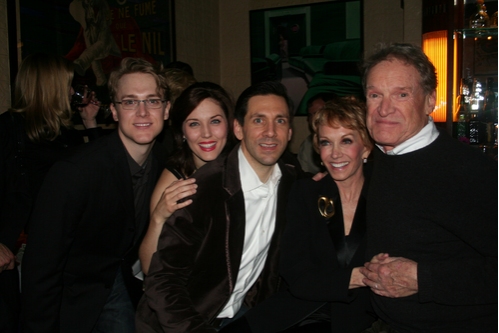 Shonn Wiley (Tom Trainor), Mara Davi (Nanette), Michael Berresse (Billy Early), Sandy Photo