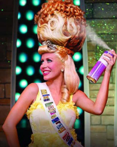 re: Aubey O'Day tones down sexy image for HAIRSPRAY (Rehearsal video)