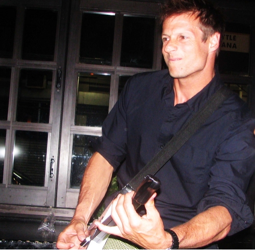 Photo Coverage: NYMF Guitar Hero Benefit Image