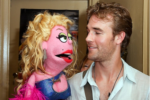 James Van Der Beek and Lucy have a moment Photo