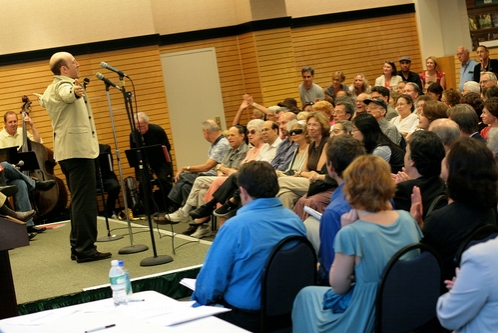Photo Flash: 'The Gig' CD Launch at Barnes & Noble Image