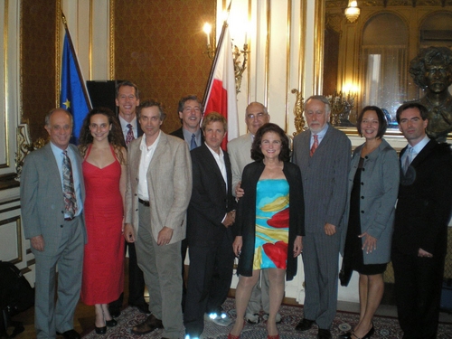 Photo Flash: Tovah Feldshuh and 'Irena's Vow' Cast Visits Consulate General of Poland Image