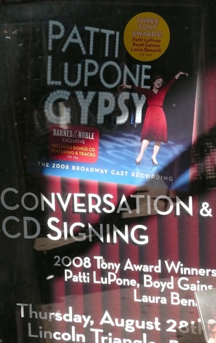 Photo Coverage: 'Gypsy' Cast Q & A at Barnes & Noble Image