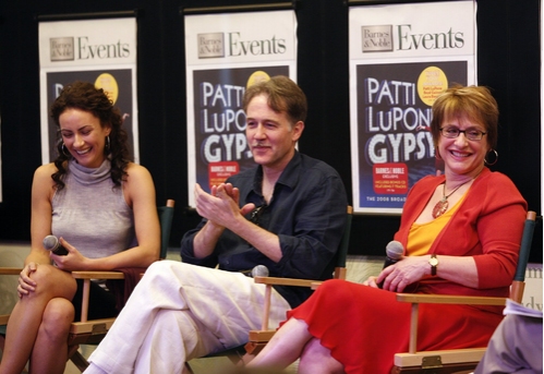 Photo Coverage: 'Gypsy' Cast Q & A at Barnes & Noble Image