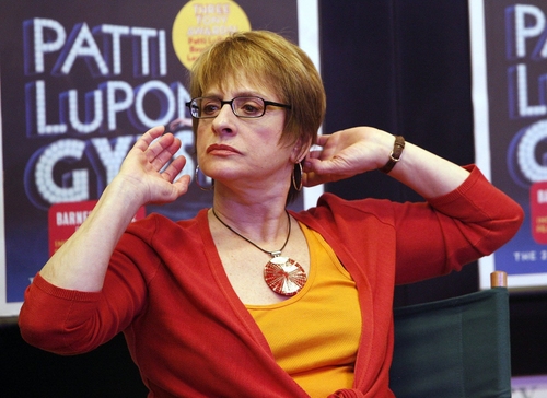 Photo Coverage: 'Gypsy' Cast Q & A at Barnes & Noble Image