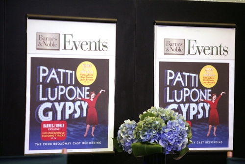 Photo Coverage: 'Gypsy' 2008 Original Cast CD Signing at Barnes & Noble Image